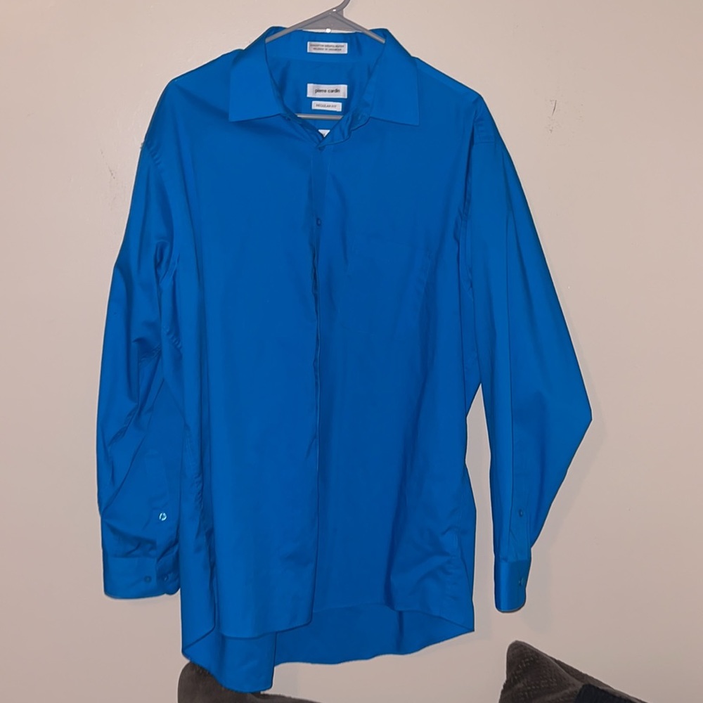 Blue dress shirt